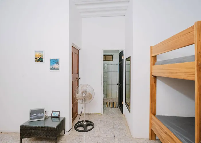 Avellanas Surf Hostel Playa Avellana