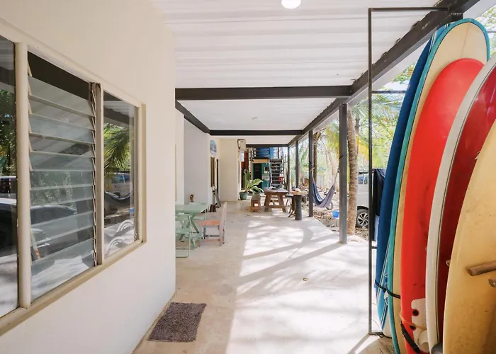 Hostel Avellanas Surf